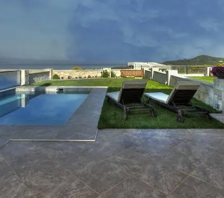 Sunny Villas *
